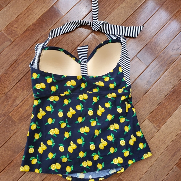 Merona tankini🍋 - Picture 3 of 4
